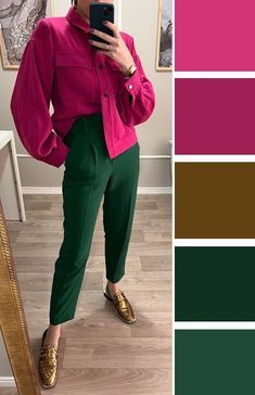 Emerald Pants Outfit, Emerald Green Color Combinations, Emerald Green Pants Outfit, Green Jacket Outfit, Crochet Pouches, Green Pants Outfit, Green Dress Pants, Detailed Crochet, Holiday Outfits Women