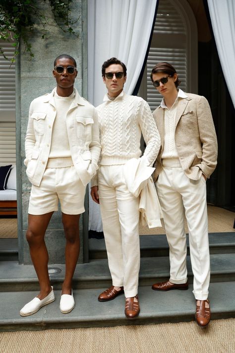 Runway Looks Men, Greece Fashion Men, Men Classic Outfit, Ralph Lauren Summer Style, Polo By Ralph Lauren Men, Ralph Lauren Mens Lookbook, Ralph Lauren Ss23 Men, Polo Ralph Lauren Men’s Outfits, Ralph Lauren Menswear 2022