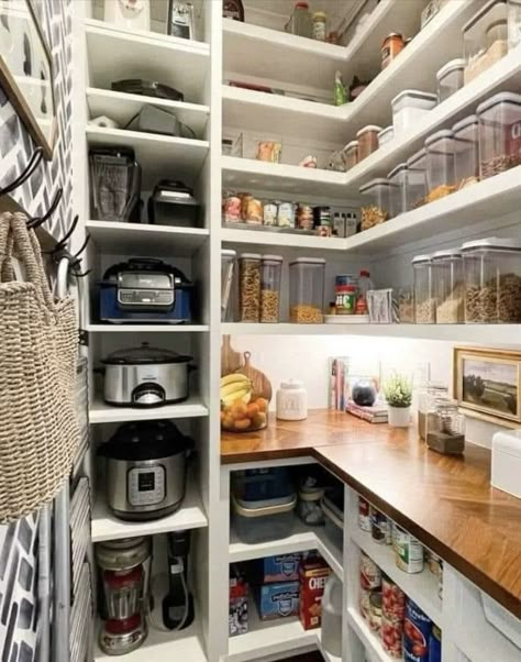 U Shape Pantry Design, L Shaped Pantry Ideas, Small L Shaped Pantry, L Shape Pantry, U Shaped Pantry, Utility Closet Organization Ideas, Open Pantry Ideas, Pantries Ideas, L Shaped Pantry