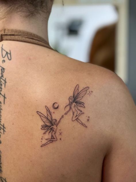 I Did It Tattoo Ideas, Spine Fairy Tattoo, Flower Back Tattoo Women Spine, But Tattoos For Women, Tattoo Women Ideas, Back Spine Tattoos, Bear Tattoo Ideas For Women, Cool Spine Tattoos, Cute Spine Tattoos