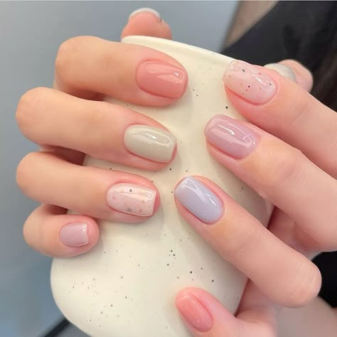 Nail Art Kuku Pendek, Fake Nails Ideas, Fingernail Ideas, Pink Flower Nails, Soft Coquette, Pretty Fingers, I Love You Girl, Plain Nails, Vintage Nails