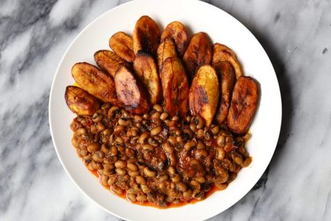 Suya Wings and Kelewele - Ghanaian Inspired Super Bowl Recipes - Travelandmunchies African Fried Fish, Beans Stew, Fried Plantain, Fried Plantains, Super Bowl Recipes, Ripe Plantain, Plantains Fried, Bean Stew, Comfort Dishes