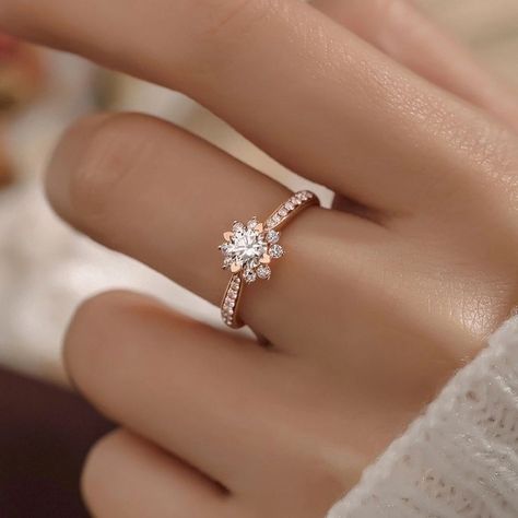 Simple Flower Engagement Ring, Moissanite Promise Ring, Rose Gold Promise Rings, Engagement Rings Delicate Silver, Unique Engagement Rings Flower, Sunflower Ring Engagement, Promise Rings For Her Simple, Simple Promise Rings For Her, Gold Promise Rings For Her