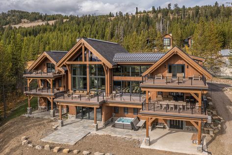 Ski Resort Exterior, Luxury Mountain House Plans, Ski Lodge Floor Plan, Swiss House Design, Lodge Plans Layout, Sims 4 Lodge, Ski Chalet Floor Plans, Ski Cabin Exterior, Ski Lodge Exterior