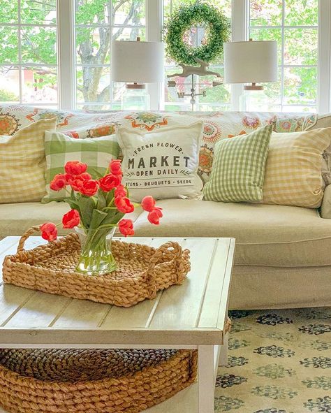 Courtney Affrunti on Instagram: “A mix of quilts and checks with, perhaps, some sort of words thrown in seems to be the formula that is most pleasing to me.🌼I think I’ll…” Spring Living Room Decor, Summer Living Room, Spring Living Room, Floor Lamp With Shelves, Home Beach, Summer Home Decor, Summer Decorating, Summer Home, Spring Home Decor