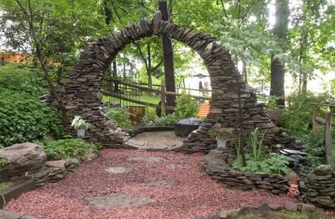 Moongate Garden, Moon Gates, Alnwick Castle, Moon Gate, Stone Arch, Moon Garden, Garden Pictures, Japanese Gardens, Garden Gate