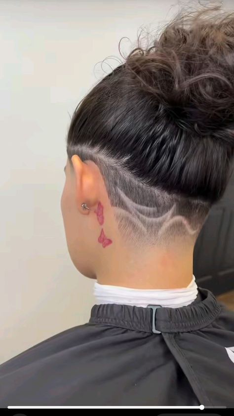 Nape Undercut Designs Simple, Women Undercut Designs, Small Undercut Women, Undercut Hairstyles Women Design, 360 Undercut Women, Christmas Undercut Designs, Girls Undercut Hairstyles, Under Cuts For Women Designs, Faded Undercut Women