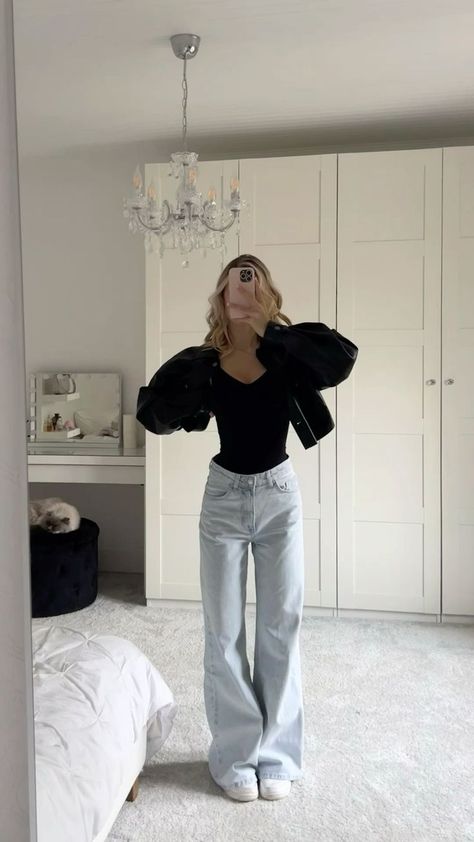 Look Legging, Mode Zara, Body Suit Outfits, Outfit Inspo Casual, Cute Lazy Day Outfits, Lazy Day Outfits, Looks Street Style, Closet Essentials, 8th Grade