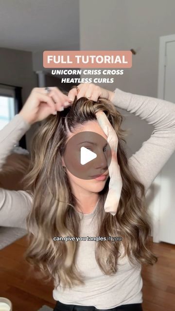 SARA STRUEBY on Instagram: "Full walk through tutorial of unicorn criss cross curls ✨

If you try this - let me know! It’s my new favourite method of heatless curls!

#heatlesscurls #heatlesshair #heatlesshairtutorial #hairtutorial #healthyhairtips #hairtips #motherhood" Heartless Curl Braids, Unicorn Heartless Curls Tutorial, How To Do The Unicorn Heatless Curls, Heartless Curls Braid, Heaess Curles, Heatless Curls Silk Scarf, Large Heatless Curls, Braided Heatless Curls, Heartless Curls Overnight Easy