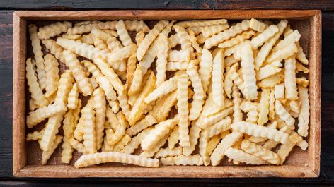 Oven French Fries, Fried Fries, Frozen Fries, Oven Baked French Fries, French Fries At Home, Fries At Home, Baking Store, Frozen Steak, Making French Fries