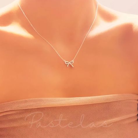 Sterling Silver Bow Necklace Silver Pendant Necklace Bow - Etsy Canada Silver Jewlery, Moon Bracelet, Silver Ribbon, Celestial Necklace, Ribbon Necklace, Bow Necklace, Gold Name Necklace, Gold Fashion Necklace, Silver Bow