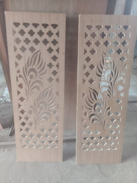 Mandir Side Wall Jali Design, Mor Pankh Cnc Design, Circle Jali Design, Jaali Design For Mandir, Om Jaali Design, Mandir Side Jali, Mandir Jali Design Modern, Cnc Pooja Door Design Modern, Cnc Temple Design