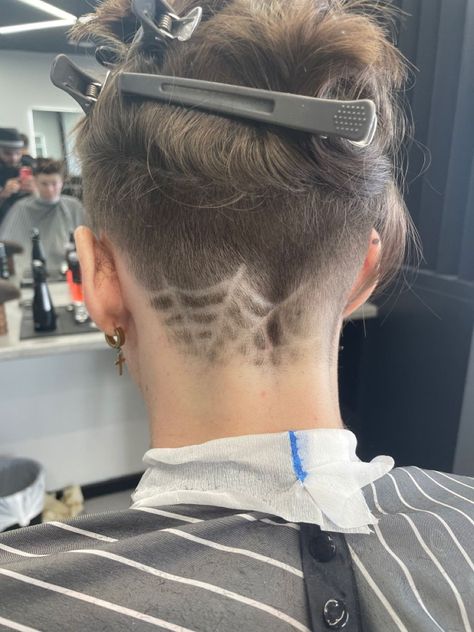 undercut Design Undercut Women, Dyed Undercut Designs, Undercut Designs Men, Cool Undercut Designs, Undercut With Design, Under Cut Designs, Undercut Designs For Women, Nape Undercut Designs, Undercut Design