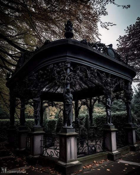 Gothic Pool, Gothic Fountain, Darkest Academia Aesthetic, Gothic Aesthetic Dark, Gothic Study, Gothic Architecture Interior, Shadows Aesthetic, Vampire Comic, Goth Academia