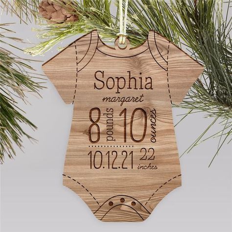 Laser Cut Christmas Ideas Lazer Engraver, Cnc Machine Projects, Engraved Christmas Ornaments, Baby's First Christmas Gifts, Wood Laser Ideas, Cut Baby, Cnc Router Projects, Laser Engraving Ideas, Personalized Baby Onesies