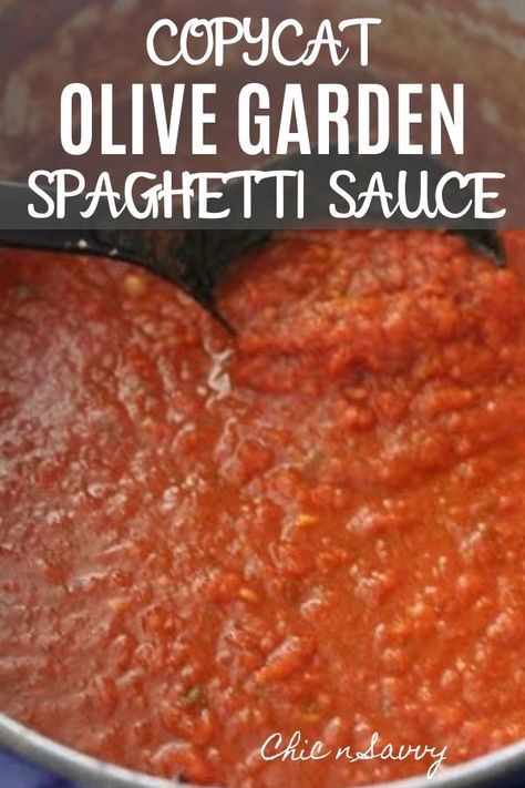 If you love Olive Garden, you might want to check out this Copycat Olive Garden Spaghetti Sauce Recipe! It's easy to make with minimal ingredients. You can create a delicious dish from the comfort of your home! #spaghetti #pasta #pastasauce #copycat #easydinner Olive Garden Spaghetti Sauce, Olive Garden Spaghetti Sauce Recipe, Garden Spaghetti Sauce, Olive Garden Spaghetti, Best Homemade Spaghetti, Best Homemade Spaghetti Sauce, Beef Spaghetti, Homemade Spaghetti Sauce Easy, Recipes Spaghetti