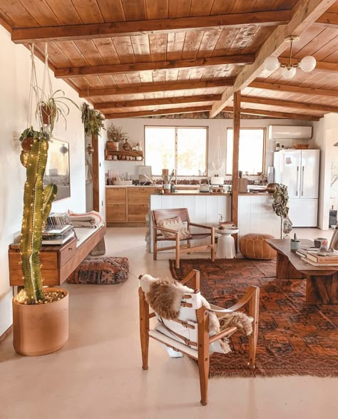 Joshua Tree House, Jungle Decor, Arizona House, Desert House, Surf Shack, Desert Homes, Luxury Homes Interior, Boho Interior, Cheap Decor