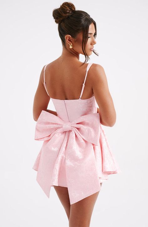 Emelie Playsuit - Blush – BABYBOO Homecoming Dresses Corset, Mode Zara, Maxi Dress Sale, Sparkle Dress, Grad Dresses, Floral Jacquard, Dresses By Length, Hoco Dresses, Formal Dresses Prom