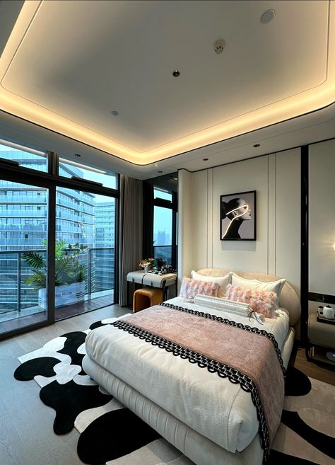 Luxurious Apartment, Hall Room, House Arch Design, Dream Life House, Fancy Houses, Small Room Bedroom, Room Makeover Bedroom, Aesthetic Bedroom, Home Room Design