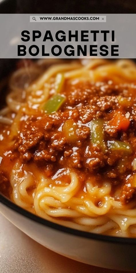 This Spaghetti Bolognese is a hearty, comforting dish packed with flavor. The meat sauce is simmered with aromatic vegetables, tomatoes, and a touch of wine, creating a sauce that clings perfectly to every strand of spaghetti. Serve it with garlic bread for the perfect meal! Beef Bolognese With Creamy Garlic Spaghetti, Bolognese Sauce Fresh Tomatoes, Spaghetti With Hamburger Meat, Chef Boyardee Spaghetti And Meatballs, Spaghetti And Meat Sauce Recipe, Spagetti Bolognese Resep, Bolganese Spaghetti, Skillet Spaghetti Recipes, Leftover Spaghetti Sauce Ideas