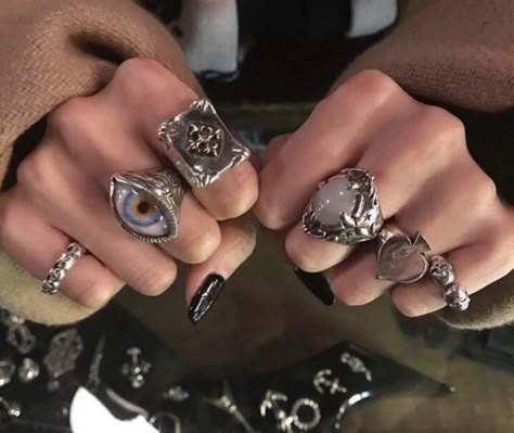 rings cool rings eye ring gemstone rings simple rings jade amethyst emerald grunge core grunge aesthetic The Lost Sisters, Hands With Rings, Modern Mythology, The Wicked King, Aesthetic Character, Cardan Greenbriar, Jude Duarte, Queen Of Nothing, The Folk Of The Air