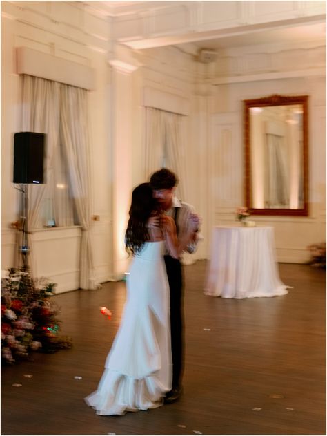 Private last dance for bride and groom before leaving their wedding day. Private Dance Wedding, First Dance Wedding Aesthetic, Dance For Bride, Wedding Dance Photos, Last Dance Wedding, Private Last Dance Wedding, Last Dance Photo Wedding, Bride And Groom Private Moment, Farmer Wedding