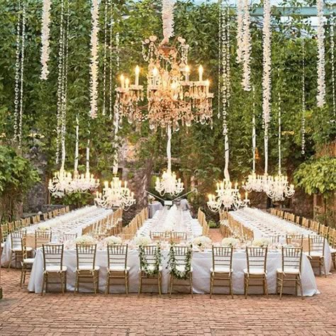 WOW Beautiful Outdoor Wedding, Wedding Venue Decorations, Outdoor Wedding Reception, Have Inspiration, Venue Decor, Deco Floral, Whimsical Wedding, Outdoor Wedding Venues, Popular Wedding