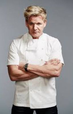 #wattpad #fanfiction Rose's husband would be the one to bring Gordon into her life...But was it her that would be receiving the Chef's "help"? Celebrity Chef Recipes, Marco Pierre White, Chef Gordon, Chef Gordon Ramsay, Tv Chefs, Hells Kitchen, Gordon Ramsay, Michelin Star, Celebrity Chefs