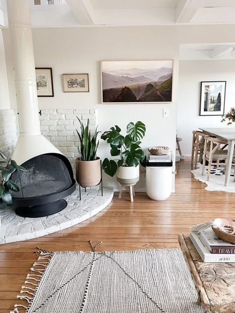 Living Room Diagonal Fireplace, Scandi Fireplace, Modern Wood Fireplace, Malm Fireplace, Beaver Lodge, Black Mid Century Modern, Fireplace Heat, Boho Space, Mulberry Street