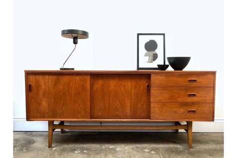 Danish Home Design, Danish Home, Flooded House, Furniture Ads, Teak Sideboard, Vintage Sideboard, Retro Furniture, Future Home Ideas, Little House