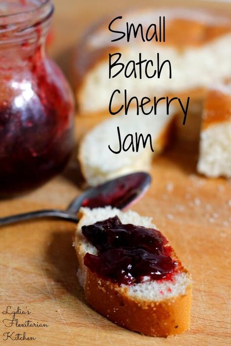 Cherry Freezer Jam, Jam And Jelly Recipes, Cherry Jam Recipes, Cherry Preserves, Christmas Jam, Sugar Free Baking, Freezer Jam, Cherry Jam, Homemade Items