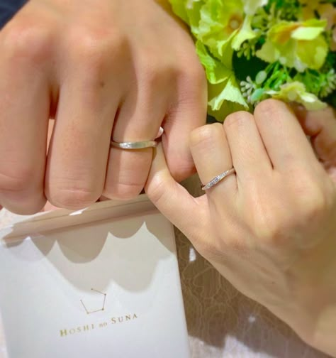 Korean Couple Ring Aesthetic, Korean Couple Rings, Korean Wedding Ring, The Day We Met, Simple Wedding Rings, Couple Pose Ideas, Matching Couple Rings, Korean Wedding, My Kind Of Love