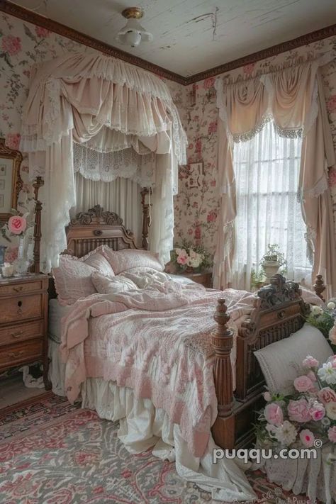 Shabby Chic Decor Bedroom, Vintage Bedroom Decor, Dream Bedroom Inspiration, Chic Bedrooms, Chic Bedroom Decor, Casa Vintage, Shabby Chic Bedroom, Shabby Chic Bedrooms, Vintage Bedroom