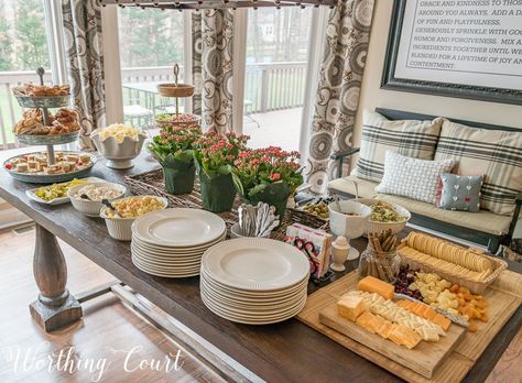 Buffet table setup || Worthing Court Bufette Ideas, Kit Table, Buffet Table Settings, Party Buffet Table, Buffet Set Up, Food Set Up, Thanksgiving Dinner Table, Buffet Set, Brunch Buffet