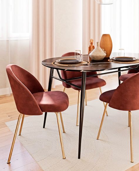 deco salle a manger chic chaise velours terracotta pieds dorés table ronde marbre noir Deco Terracotta, Chaise Metal, My Blog