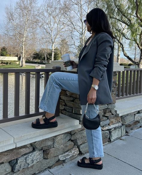 MARCHing in my sandals 💐🐣 they were made for walking. @stevemadden #smsquad Full outfit details on my LTK . . . #springoutfitideas #blazeroutfits #dadsandals #springdenim #springstyles Flatform Sandals Outfit, Steve Madden Sandals Outfit, Sandals Steve Madden, Dad Sandals, Spring Denim, Platform Flats, Steve Madden Sandals, Sandals Outfit, Flatform Sandals