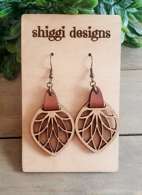 Lasercut Design Ideas, Glowforge Earrings, Laser Earrings, Laser Cut Wood Jewelry, Laser Jewelry, Laser Engraved Earrings, Wood Jewelry Diy, Laser Crafts, Glowforge Projects