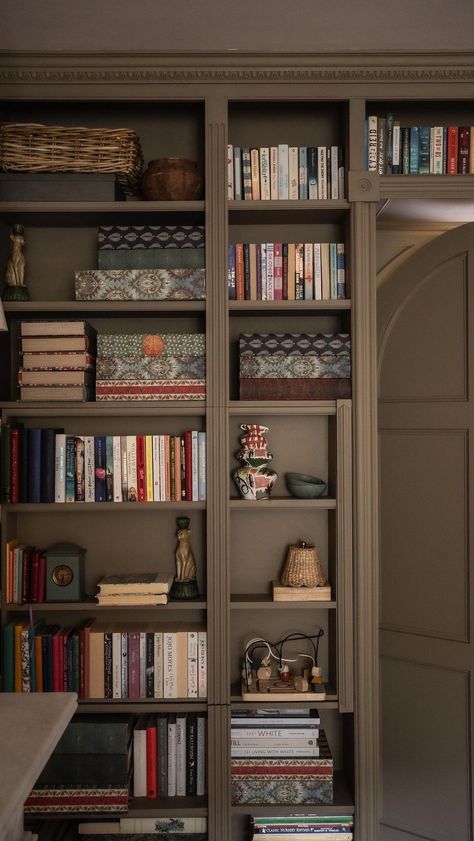 The beauty of building your own room dividing wall is you can make it exactly how you want it! Bookcase painted in @farrowandball ‘Mouse’s… | Instagram Academia Rooms, Bookcase Painted, Builtin Bookshelves, Room Dividing, Brown Bookshelves, 2023 Bedroom, Dividing Wall, Painting Bookcase, Flex Space