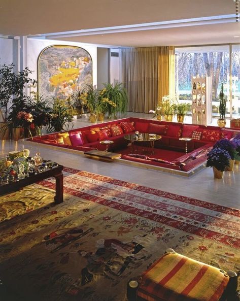 70s Interior Design, Miller House, 80s Interior, 70s House, 70s Interior, Inspiring Places, Retro Interior Design, Miller Homes, 70s Home