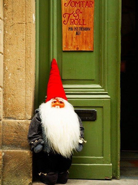 In Swedish folklore, the tomte was a small creature similar to a gnome who occupied a homestead and helped its inhabitants—sort of like a helpful elf. In modern times, he has become a gift-giver as well (and in some cases has merged in appearance with Santa Claus). Children leave out a bowl of porridge for the tomte to thank him for his work throughout the year and get gifts in return. To buy your own tomte to bring home, check out Tomtar & Troll in Gamla stan, Stockholm’s Old Town. Swedish Folklore, Crafts Christmas Ideas, Yule Traditions, Art Ethereal, Christmas Learning, Lodge Ideas, Old Time Christmas, Holiday Gnomes, Christmas Gifts Diy