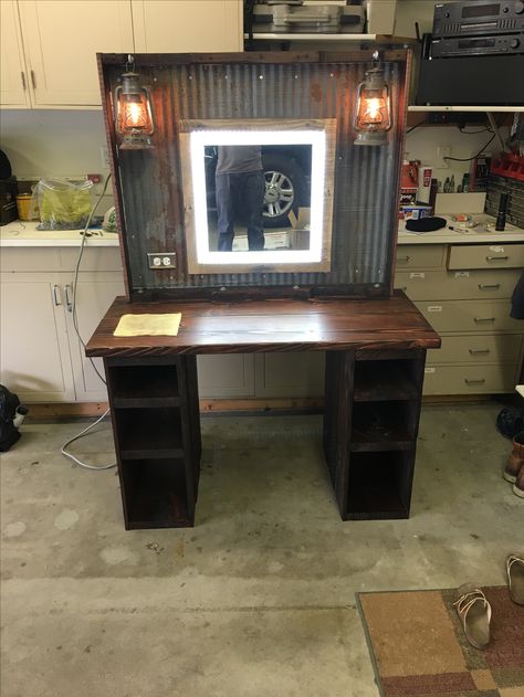 Rustic Make Up Vanity Western Room, Diy Makeup Vanity, Western Rooms, Western Bedroom Decor, Rustic Vanity, Western Bedroom, Diy Vanity, Vanity Ideas, Western Home