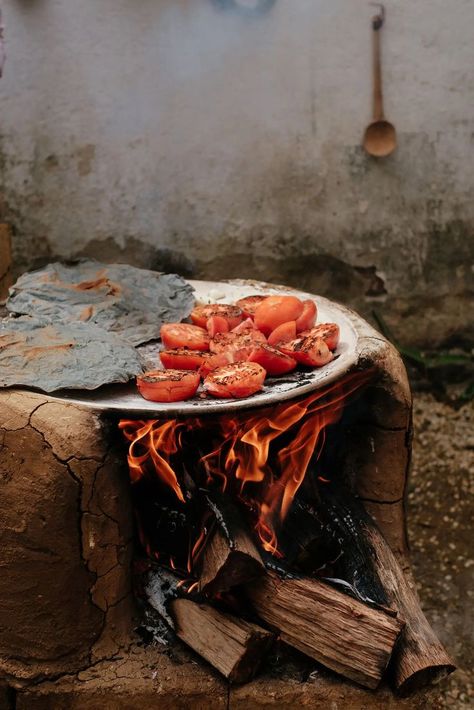 Desert Restaurant, Mexican Photography, Oaxaca Food, Cake Nature, Hyatt Zilara Cancun, Aztec Mythology, Ancestral Nutrition, Outdoor Meals, Mexican Coffee