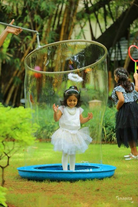 Bubble Show For Birthday Party On Rent Kids Bubble Party, Bubbles Station, Kindergarten Photoshoot, Elena Birthday Party, Bubble Station, Bubble Game, Bubble Play, Bubble World, Ceremony Decorations Outdoor