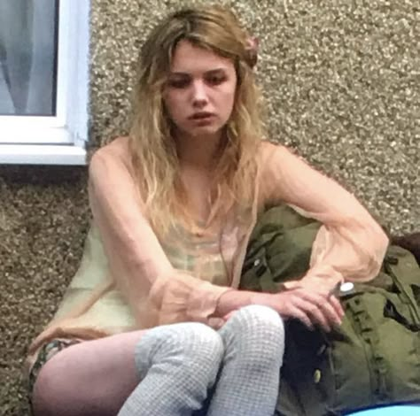 Cassie Ainsworth, Cassie Skins, Hannah Murray, Hell Is A Teenage Girl, Skins Uk, Riot Grrrl, Indie Sleaze, Future Outfit, Tv Girls