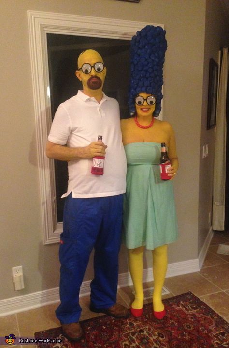 Katie: My husband & I made our own Marge & Homer costumes. Marge Hair: Used rolled up poster board, cotton balls, a glue gun, and blue spray paint Face & Arms:... Simpsons Costumes, Original Halloween Costumes, Funny Couple Costumes, Funny Couple Halloween Costumes, Diy Couples Costumes, Cute Couple Halloween, Best Photo Poses For Couples, Halloween Parejas, Couples Halloween Costumes