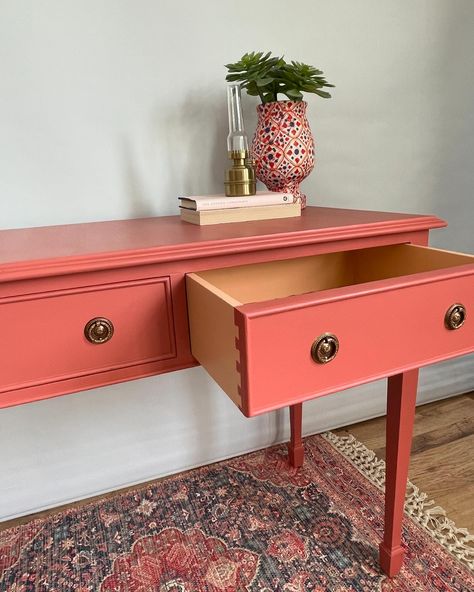 Now sold! Thank you Liz. #vintagefornow #paintedfurniture #refinishedfurniture #salmonred #dixiebellepaintcompany #autumnshades #warmtones #consoledesk #smalldesk #homeoffice #vintagefurniture #periodliving #periodhomedecor #autumndecor #desk #home #interiors #furniture #restyledfurniture Desk Color Ideas Painted Furniture, Desk Color Ideas, Period Living, Dixie Belle Paint Company, Console Desk, Small Desk, Refinishing Furniture, Home Interiors, Vintage Furniture