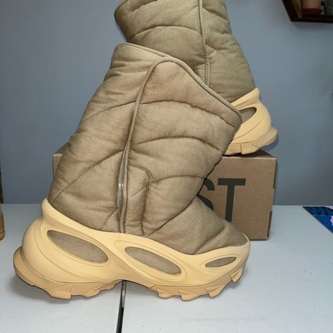 adidas Yeezy NSLTD Boot M size 9 (New) Yeezy Nsltd Boot, Yeezy Season 3 Boots, Yeezy Season 2, Yeezy Season 3, Adidas Shoes Yeezy, Yeezy Womens, Yeezy Boots, Yeezy Season, Yeezy Shoes