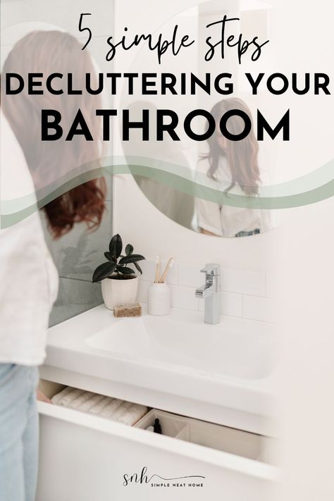 Struggling with a cluttered bathroom? Here are 5 simple tips to declutter your bathroom to create a peaceful, relaxing sanctuary. Declutter Bathroom Counter, Bathroom Declutter, Cluttered Bathroom, Declutter Bathroom, Clever Bathroom Storage, Clean Clutter, Bathroom Drawer Organization, Tidy Bathroom, Declutter Home