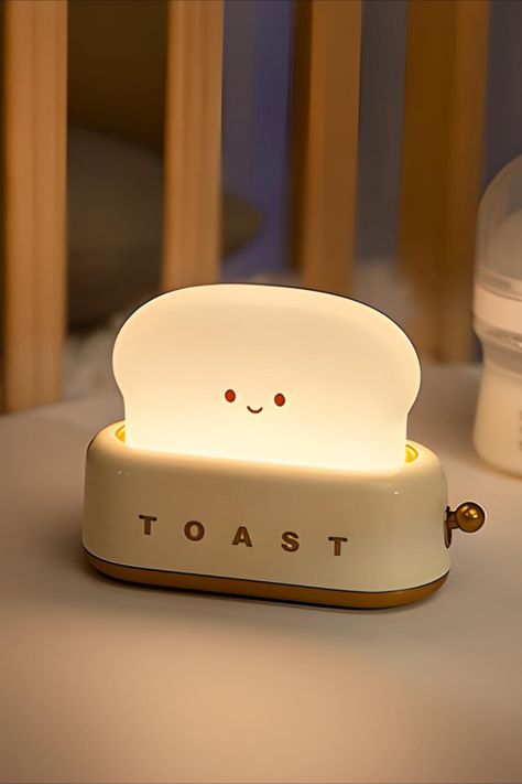 Toast Night Light, Cute Night Lights Aesthetic, Night Lamp Aesthetic, Toaster Lamp, Desk Lamp Aesthetic, Toast Light, Aesthetic Night Light, Toast Lamp, Cute Toaster