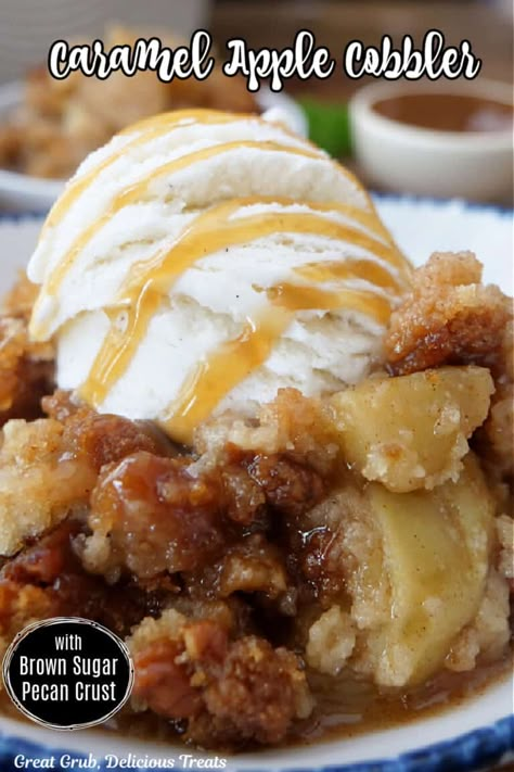 Old Fashioned Apple Crisp, Apple Cobbler Recipe, Caramel Apple Dump Cake, Apple Crisps, Crisp Recipes, Apple Dump Cakes, Apple Cobbler, Dessert Simple, Country Cook